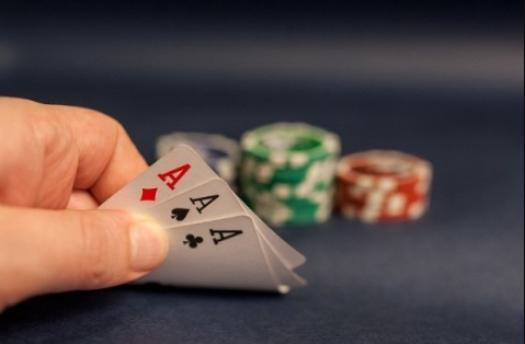 Khám phá cách chia bài 3 cây bịp đỉnh cao cho anh em tân thủ